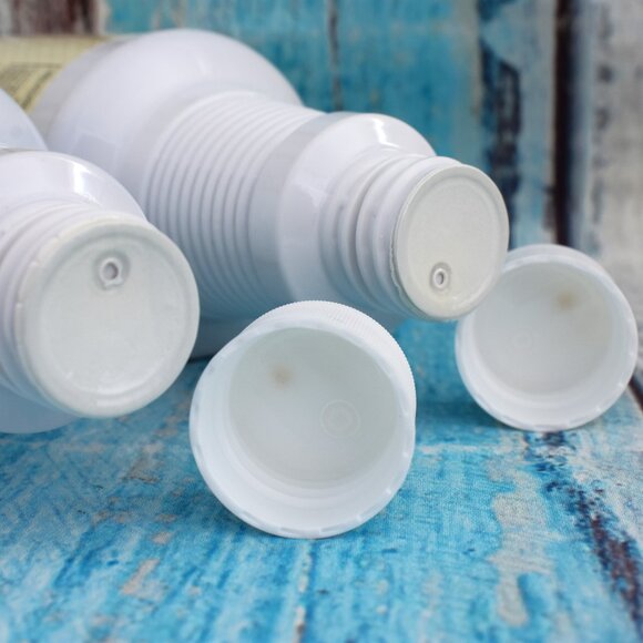 LOT OF 2 Thieves Household Cleaner Essential Oil Young Living READ DESCRIPTION - Picture 6 of 6